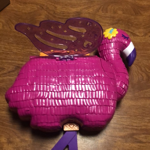 Pink Flamingo 🦩 Polly Pockets Beach Set with Tons of accessories - Picture 3 of 17